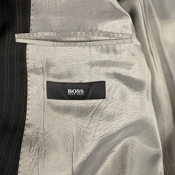 Hugo Boss Blazer Men Size 44R Gray Striped Colombo Pasolini Movie US 100% Wool - Picture 4 of 14